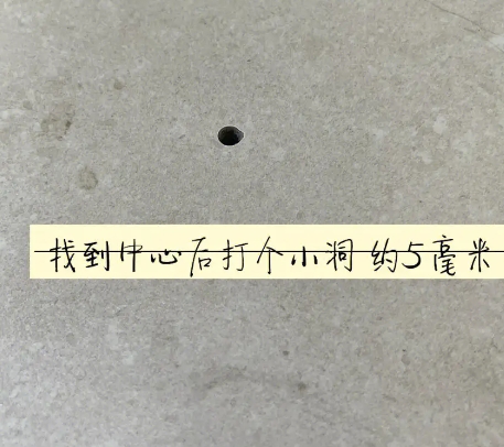 安庆瓷砖空鼓维修公司专业解答在瓷砖铺贴过程中，如果砂料搅拌不均匀，将会带来以下问题